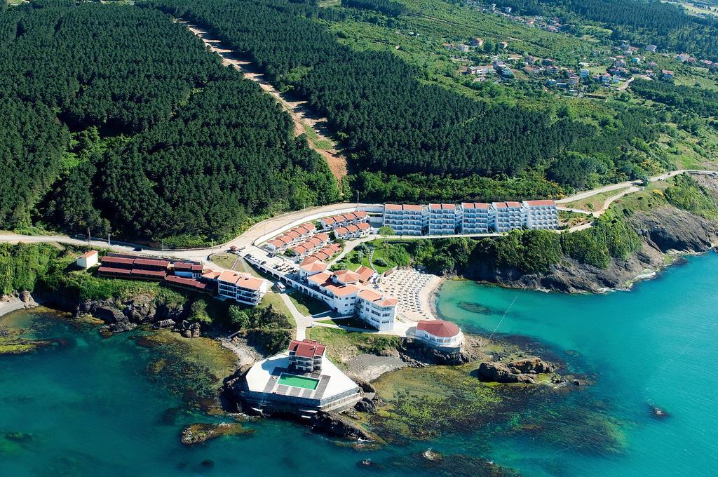 Legend Hotel Riva Buitenkant foto